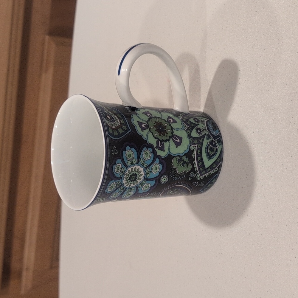 Vera Bradley "Blue Rhapsody" Pattern Mug euc